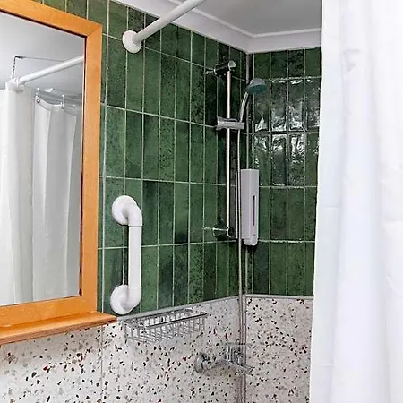 Hotel Achilleas 2*