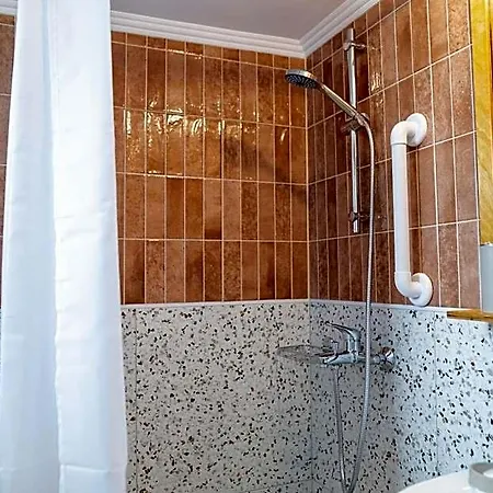 Achilleas Hotel